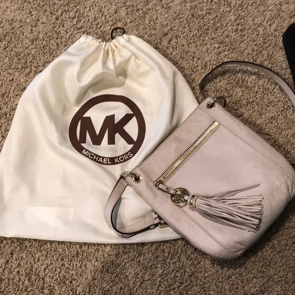 MK beige purse - Picture 5 of 5